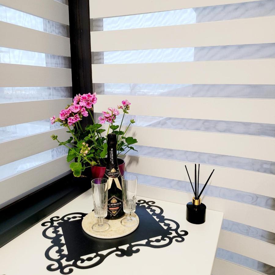 Zen Garden apartament de lux nou pe malul marii Constanţa Extérieur photo